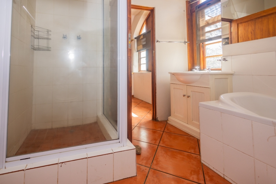 4 Bedroom Property for Sale in Paglande Western Cape